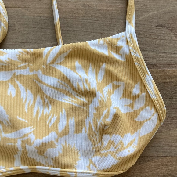 [Zulu & Zephyr] NWOT Signature Simple Printed Ribbed Bralette Top Medium - Picture 4 of 11